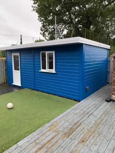 A garden office, custom made in Cornwall by South West Garden Buildings